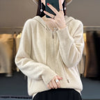 Gilet à capuche 100% Laine - Collection Hiver 2023