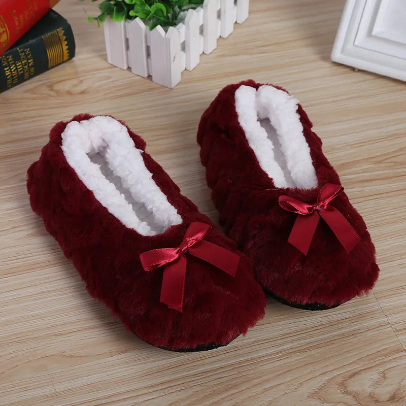 Chaussons de maison antidérapantes - 1 + 1 OFFERTE