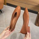 Ballerines en cuir vintage élégantes