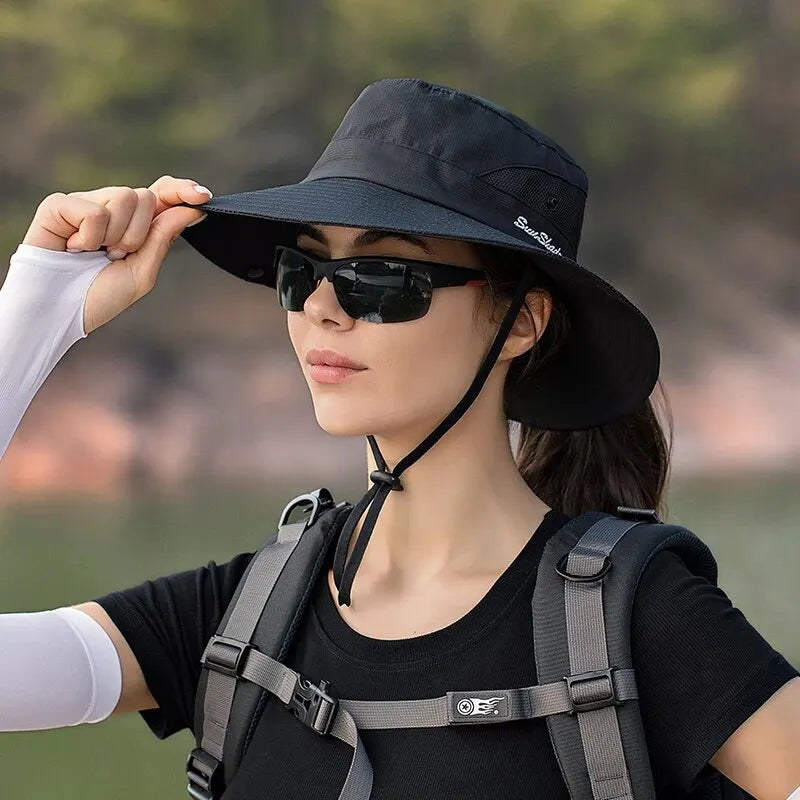 Chapeau d'été femme avec trou pour queue de cheval — polyester respirant, pliable
