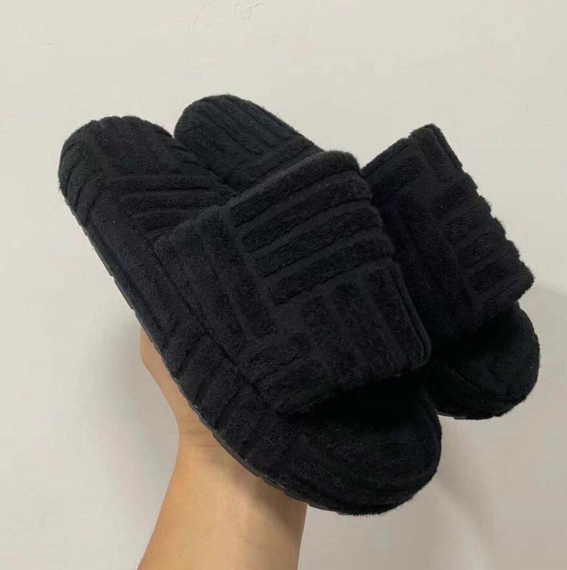 Pantoufles en éponge absorbante