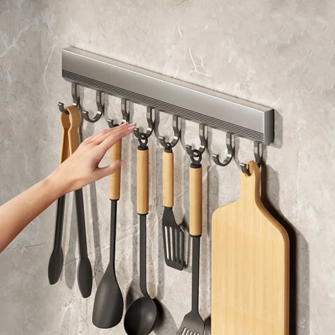 Crochets muraux coulissants pour rangement ustensiles de cuisine